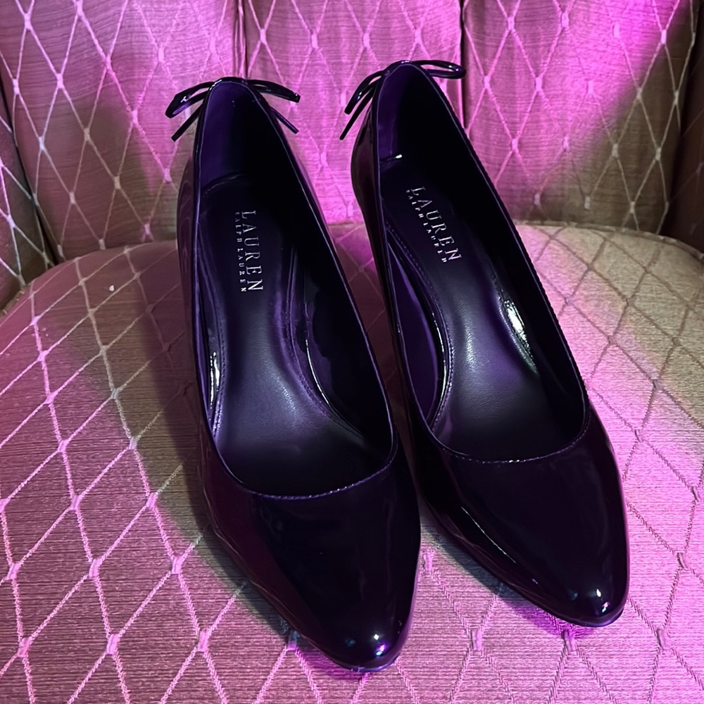 Black bow Ralph Lauren heels